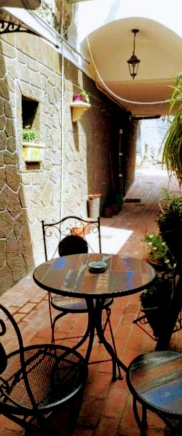 Casa Romeo Villa Adrano Eksteriør billede
